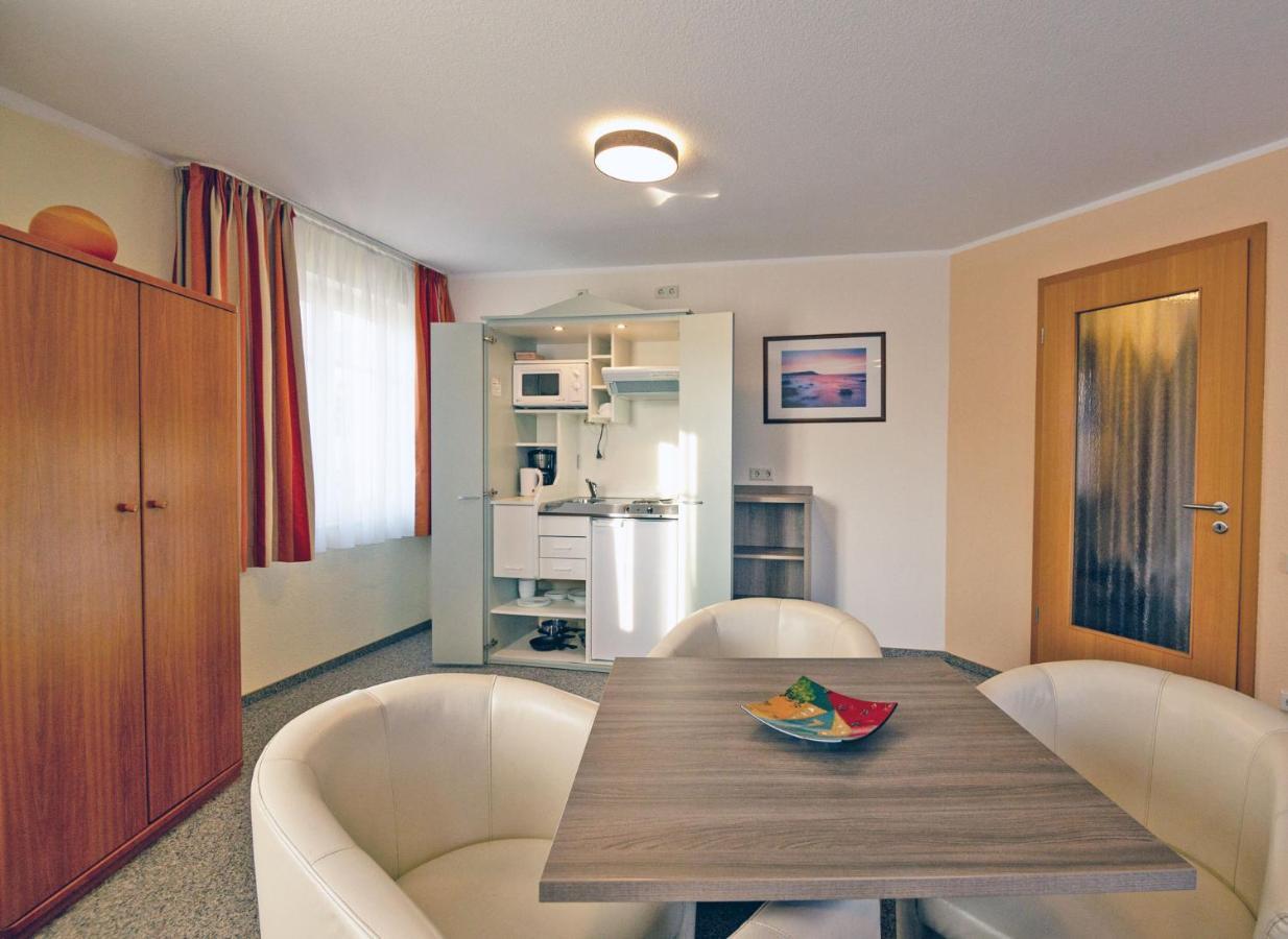 Hotel Zur Sonne Waren  Dış mekan fotoğraf